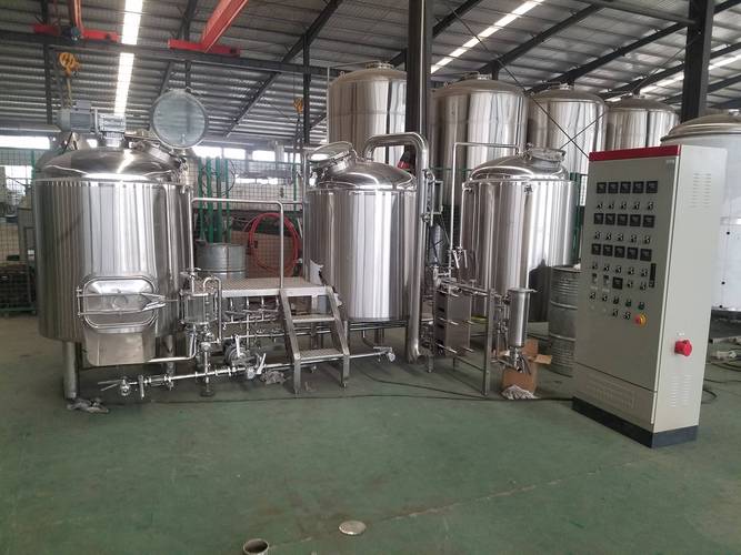 沁县全套啤酒设备一套多少钱？开精酿厂到底得配齐哪些？